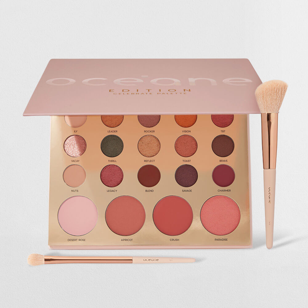 Kit Paleta Multiuso Celebrate Pincéis de Maquiagem