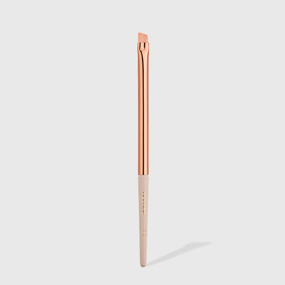 Pincel Delineador - Angled Eyeliner Brush Ocn25